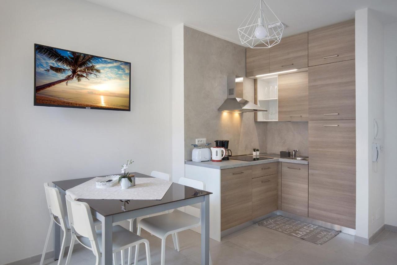 Apartment Prefontana With Pool 바르돌리노 외부 사진